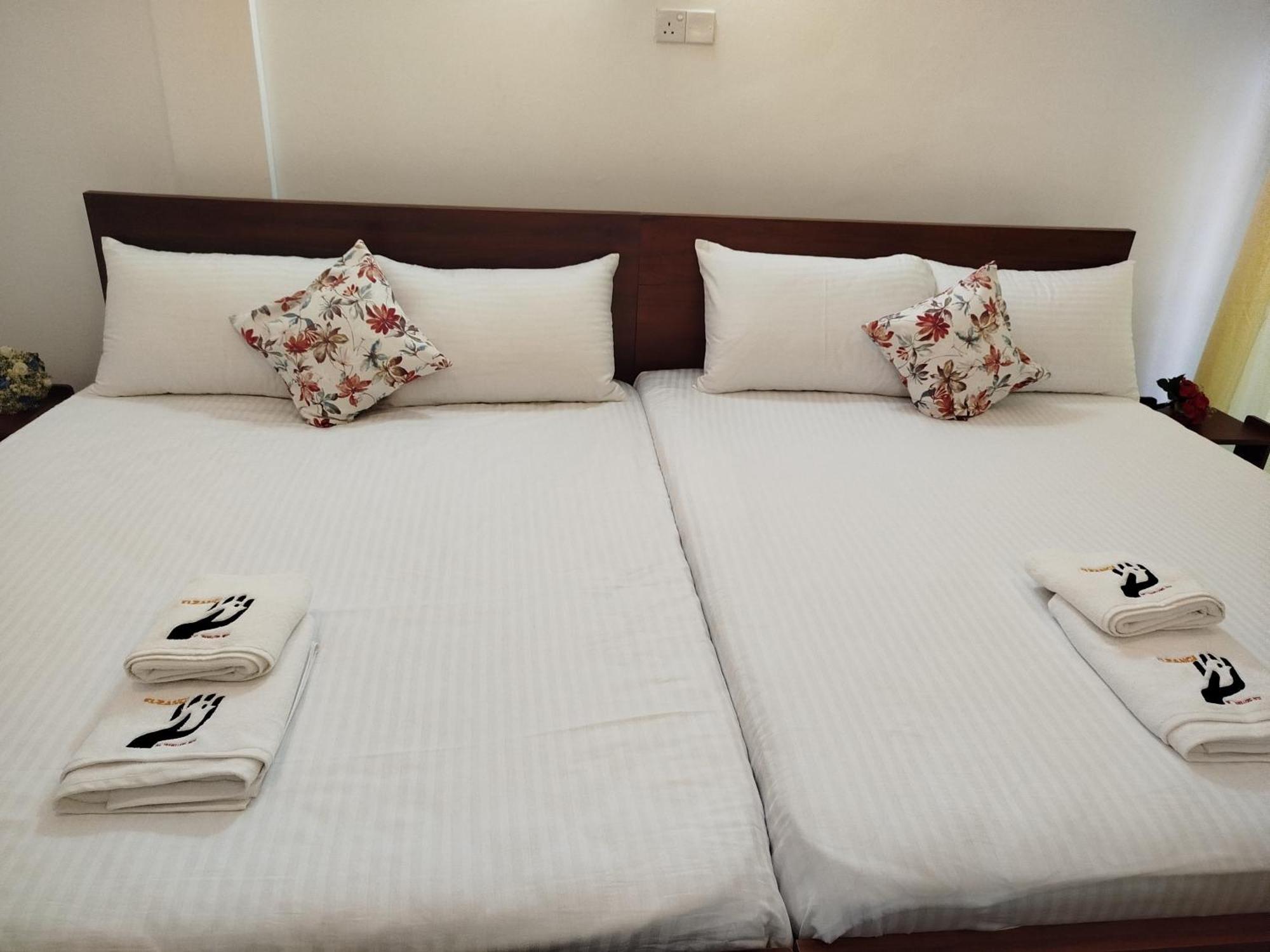 Elzangi Hotell Negombo Exteriör bild