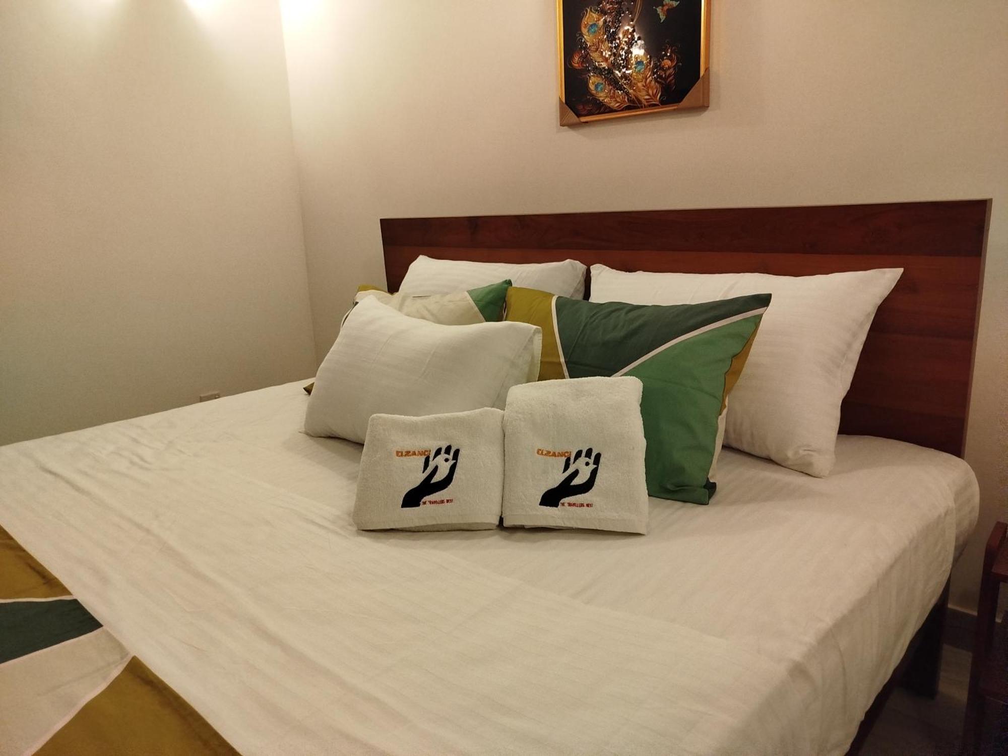 Elzangi Hotell Negombo Exteriör bild