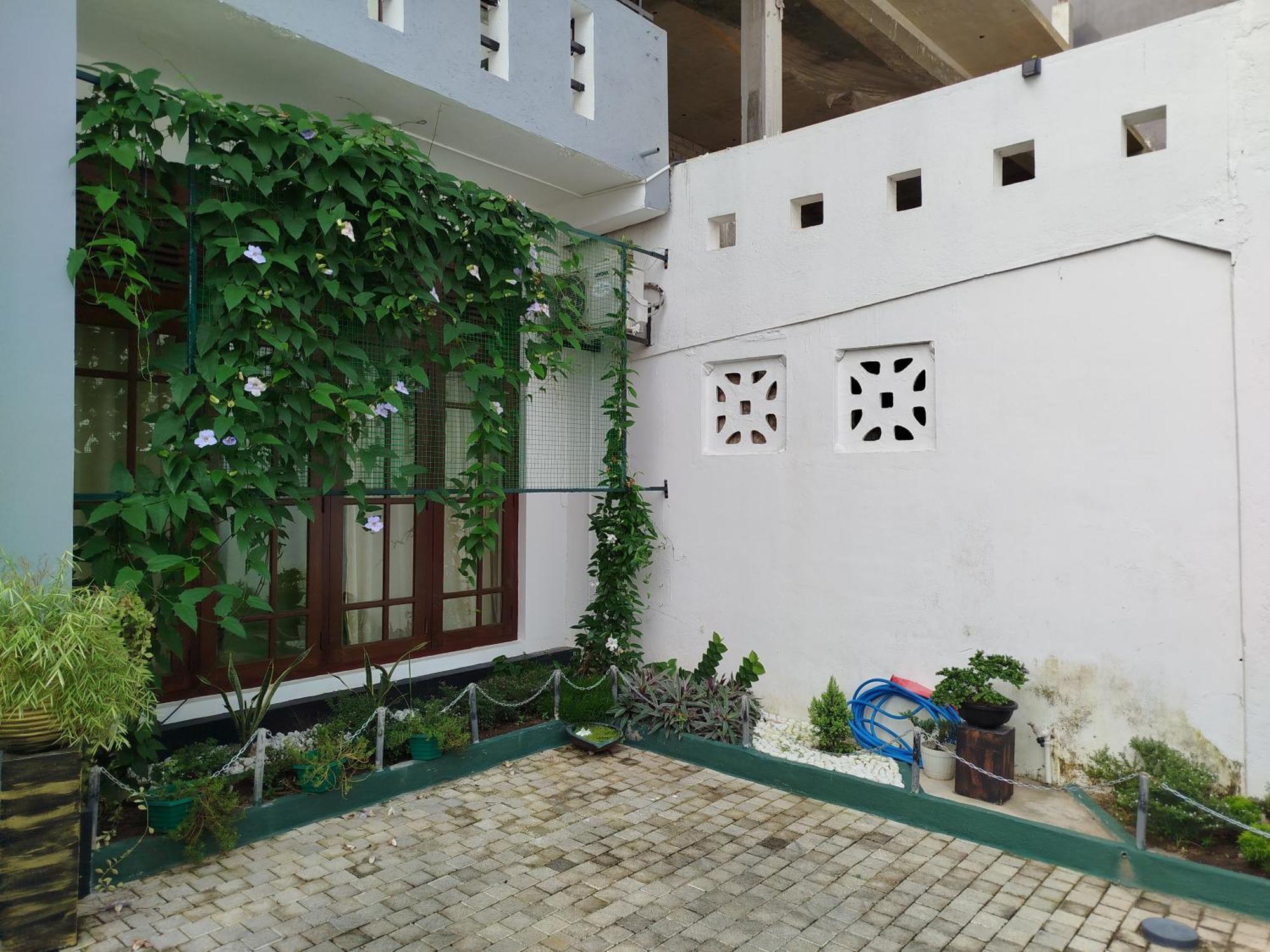 Elzangi Hotell Negombo Rum bild